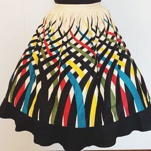 Voodoo Vixen Emma Border Skirt with pockets